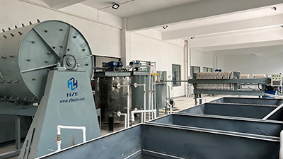 Grinding and classification unit